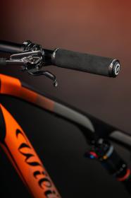 FORCE Madla pěnová tvrzená jištěná černá