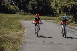 Force AKITA modrá detská cyklistická prilba