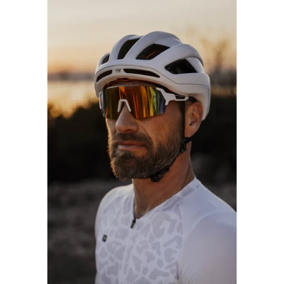 Force ALVARO bílá cyklistická přilba