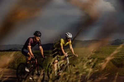 Force ALVARO černá cyklistická přilba