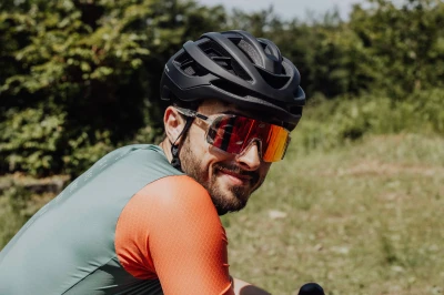 Force LYNX černá mat cyklistická přilba