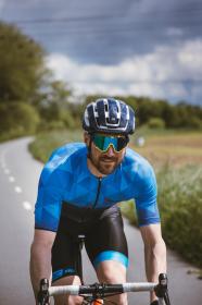 Force NEO modro-bílá cyklistická přilba