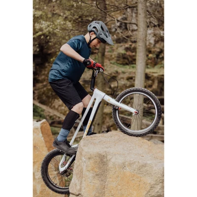Force TRAIL MTB antracitová cyklistická přilba