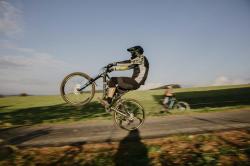 Force RECKLESS černo-žluto-šedý mtb dres - dl. rukáv + Force STORM šedo-fluo cyklokraťasy