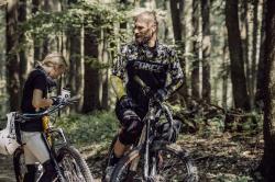Force RECKLESS černo-žluto-šedý mtb dres - dl. rukáv