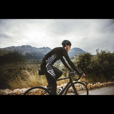 Force SPIKE černo-bílý cyklistický dres - dlouhý rukáv POUZE M (VÝPRODEJ)