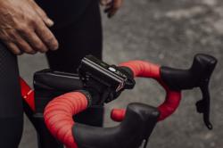 Force Světlo přední DIVER 900 LM, USB, černé