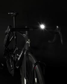 Force Svetlo predné SHARK 700LM USB, čierne