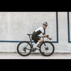 Force ROAD REVOLT CARBON biele cyklistické tretry