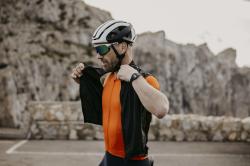 Force Vesta WIND černá, síťovaná záda