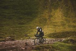 Force VIRTUOSO GRAVEL černo-army cyklistické tretry