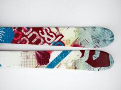 Salomon Mai Tai 171 cm freestyle lyže