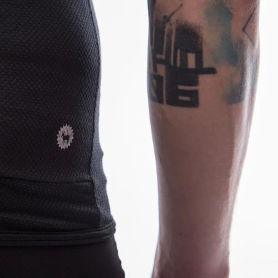 Fresh Trash Men[39]s Convert Jersey No Sleeve True Black pánský cyklodres