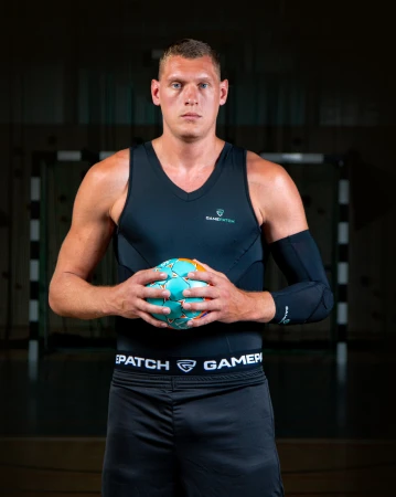 GAMEPATCH PADDED ARM SLEEVE BLACK
