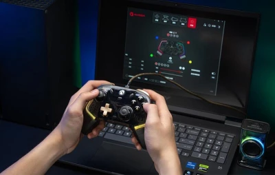 GameSir K1 Flux průhledný černý se zlatými detaily drátový ovladač