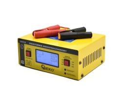 GEKO Mikroprocesorová nabíječka autobaterií LCD 6/12/24V GEKO