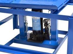 GEKO Nájezdová rampa s hydraulickým zvedákem 2t, 1ks GEKO