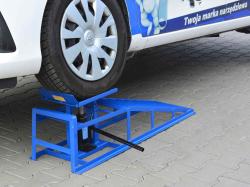 GEKO Nájezdová rampa s hydraulickým zvedákem 2t, 1ks GEKO