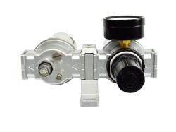 GEKO Regulátor tlaku s filtrem a manometrem a přim. oleje, max. prac. tlak 10bar