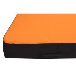 Gipfel Badami gymnastická žinenka