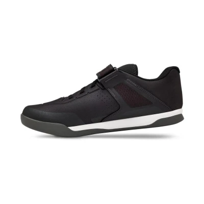 Giro Chamber III Black cyklotretry