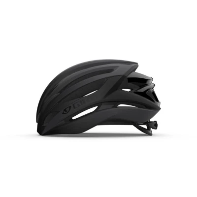 Giro Syntax cyklistická přilba