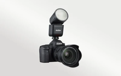Godox V1 mid Canon černý blesk