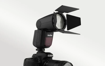 Godox V1 TTL černý blesk pro Canon
