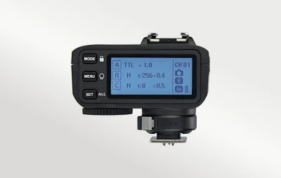 Godox X2T-F černý TTL dálkový spouštěč blesku pro fotoaparáty Fuji