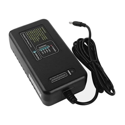 Godox C26 nabíječka baterií pro AD600Pro