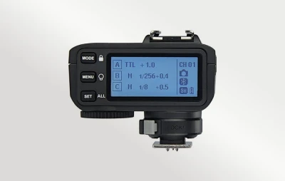 Godox X2T TTL černý spouštěč blesku pro fotoaparáty Olympus