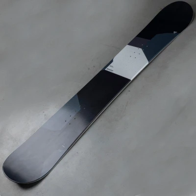 Gravity Adventure 24/25 snowboard + Raven S230 Black vázání