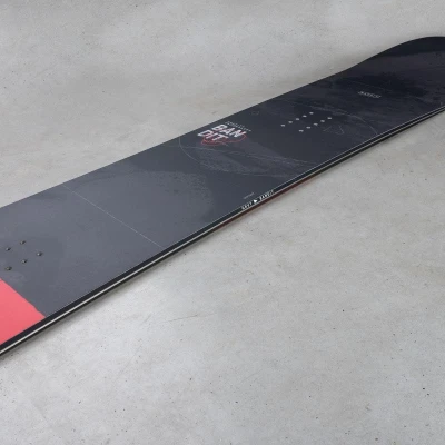 Gravity Bandit pánský snowboard + Raven S230 Black vázání