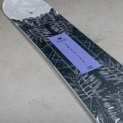 Gravity Trinity 24/25 dámský snowboard + sleva 600,- na příslušenství