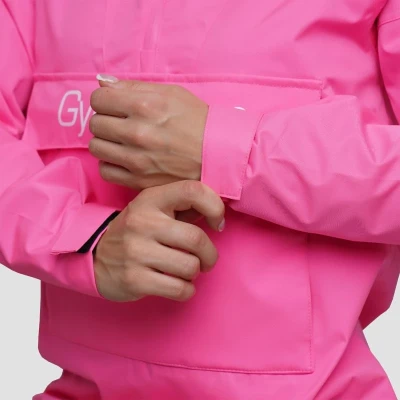 GymBeam Dámská bunda Rain Smock Fuchsia POUZE M (VÝPRODEJ)