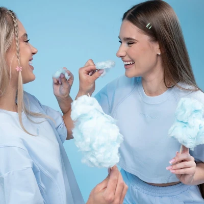 GymBeam Dámské cropped tričko Mochi Blue