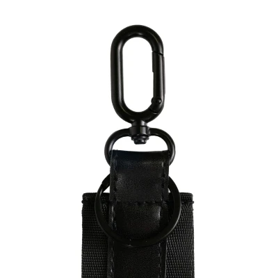 GymBeam Black klíčenka