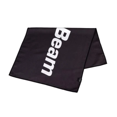 GymBeam Mini sportovní rychleschnoucí ručník Black GymBeam Mini sportovní rychleschnoucí ručník Black