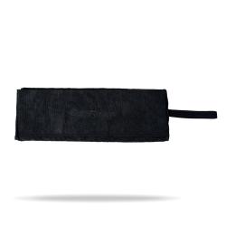 GymBeam Sportovní ručník z mikrovlákna Medium Black