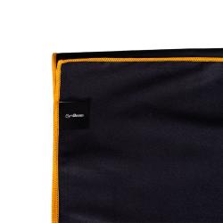 GymBeam Sportovní rychleschnoucí ručník Black/Orange