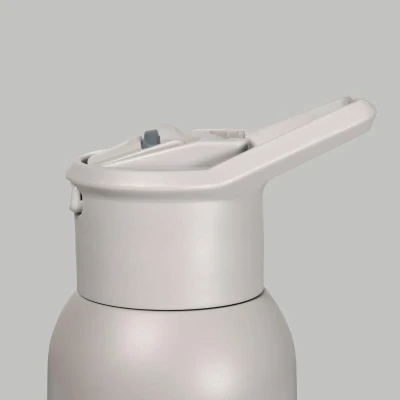 GymBeam STRIX ALPHA Bottle Stone 580 ml (VÝPRODEJ)