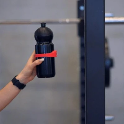Gymbutler magnetický držák na lahev POUZE červená (VÝPRODEJ)