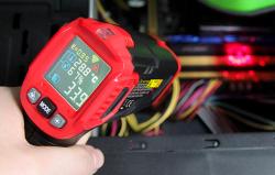 Habotest Bezkontaktný laserový teplomer HT650B