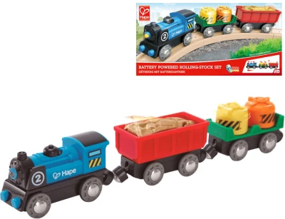 Hape DŘEVO Vláček nákladní set mašinka + 2 vagonky na baterie Světlo