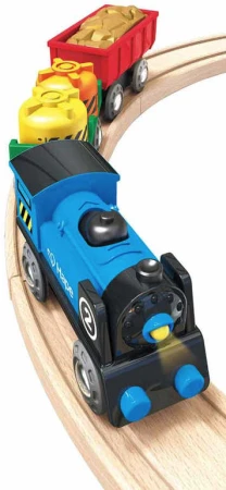 Hape DŘEVO Vláček nákladní set mašinka + 2 vagonky na baterie Světlo