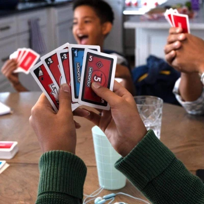 Hasbro Hra karetní Monopoly Bid (společenská hra)