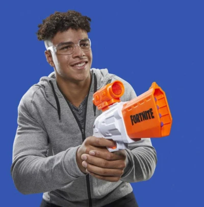 Hasbro NERF Fortnite SR Blaster se zaměřovačem set s 8 soft náboji