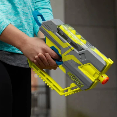 Hasbro NERF Hyper Fuel 20 blaster set s náboji a ochrannými brýlemi