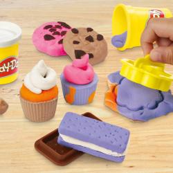 Hasbro PLAY-DOH Malé lahůdky kreativní set modelína s nástroji 2 druhy