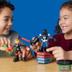Hasbro PLAY-DOH Star Wars svetelné meče kreatívna sada modelína s nástrojmi